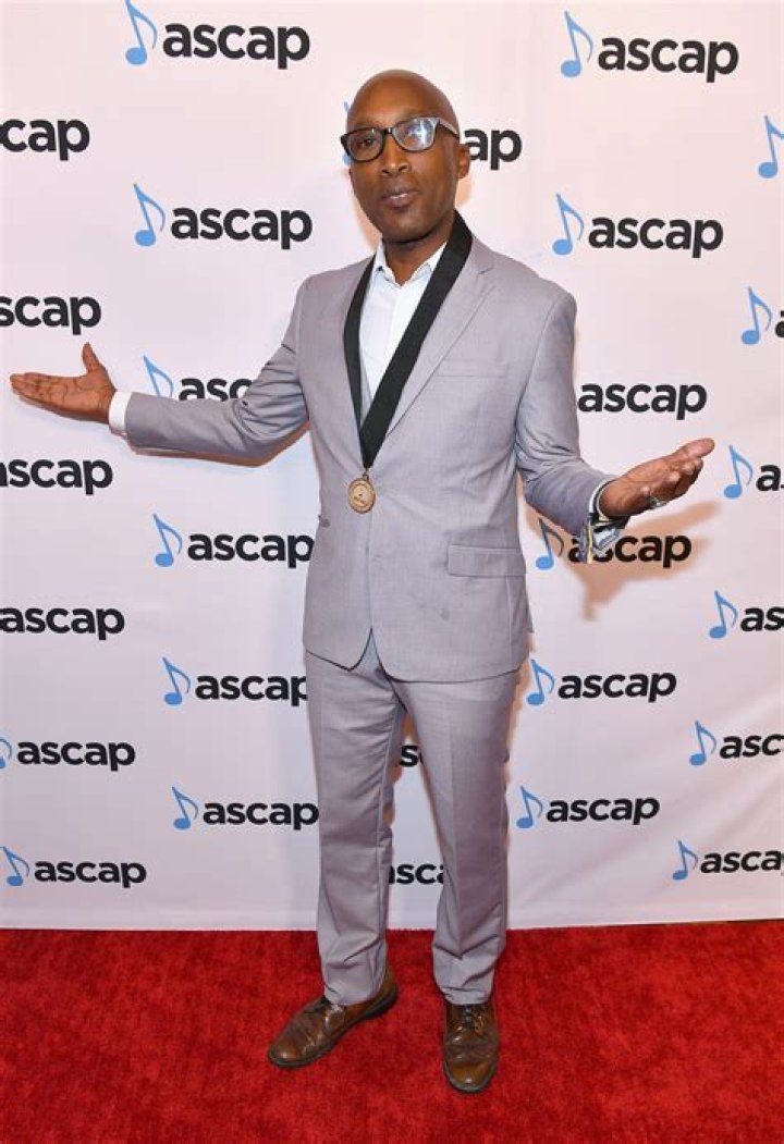 D'wayne Wiggins - Bio, Age, net worth, Wiki, Facts and Family