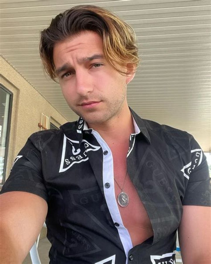 Dallas Hart - Bio, Age, Wiki, Facts and Family