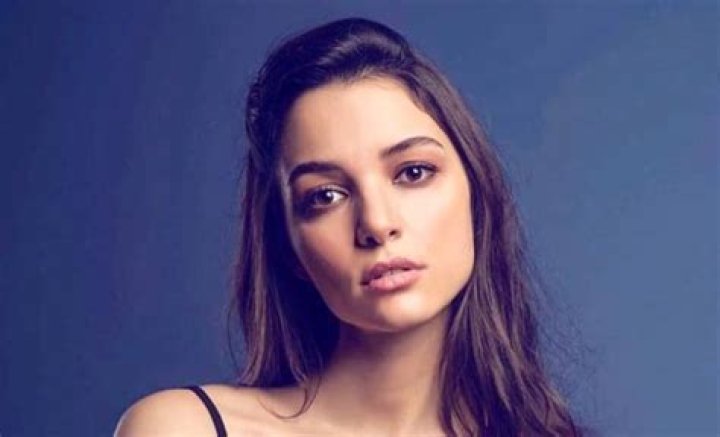Damla Colbay - Bio, Age, Wiki, Facts and Family