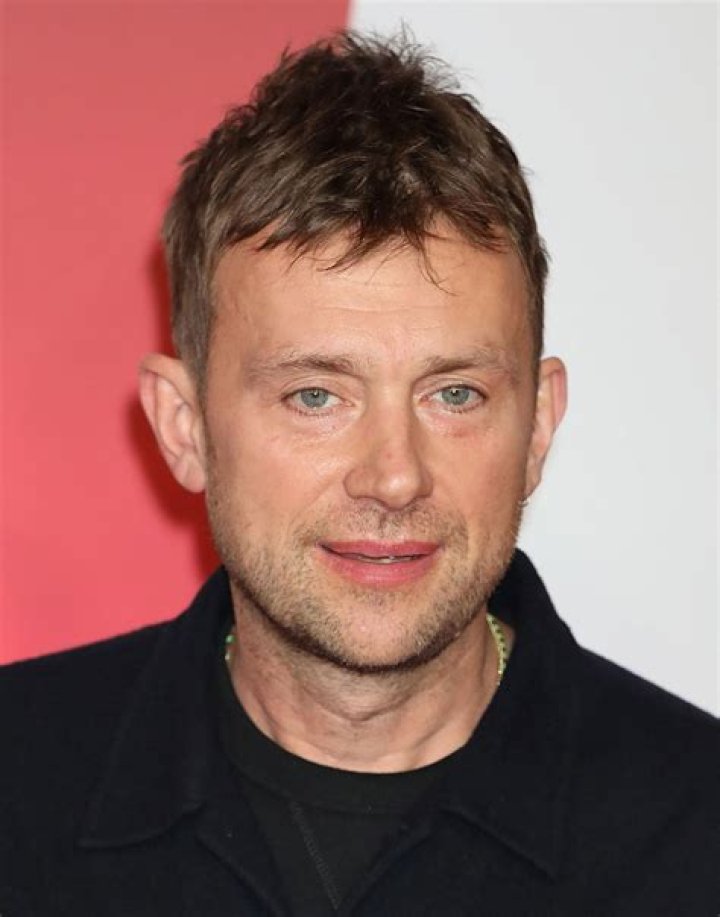 Damon Albarn - Bio, Age, net worth, height, Wiki, Facts and Family