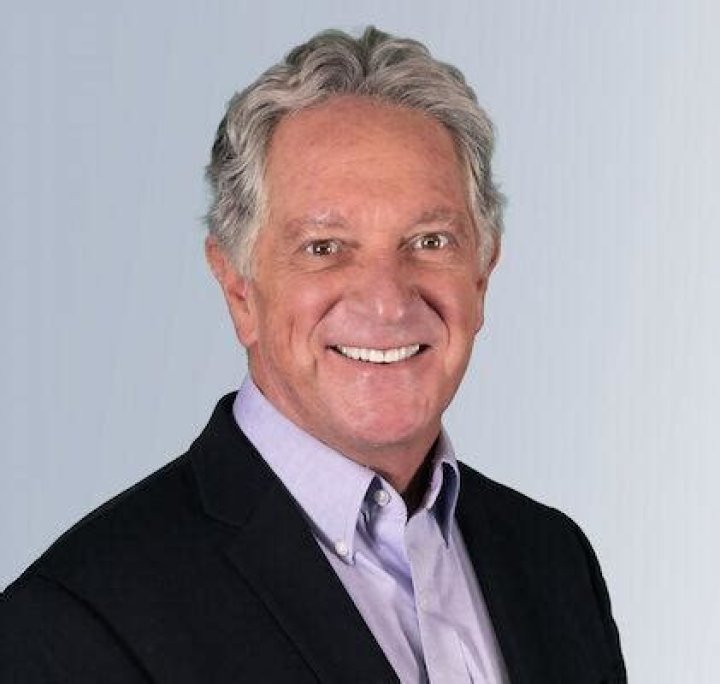 Dan Cummins - Bio, Age, net worth, Wiki, Facts and Family