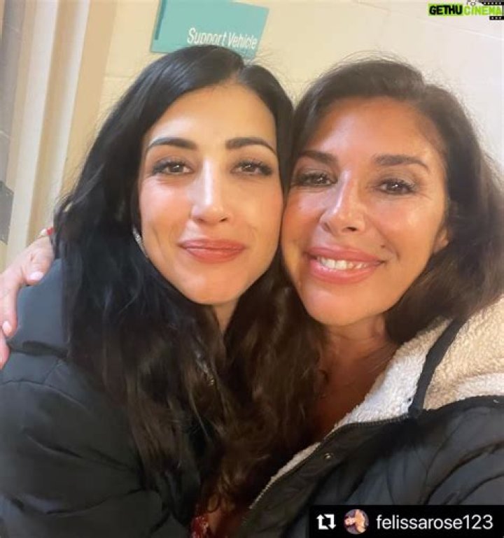 Dana DeLorenzo - Bio, Age, Wiki, Facts and Family