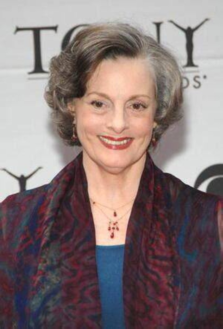 Dana Ivey - Bio, Age, Wiki, Facts and Family
