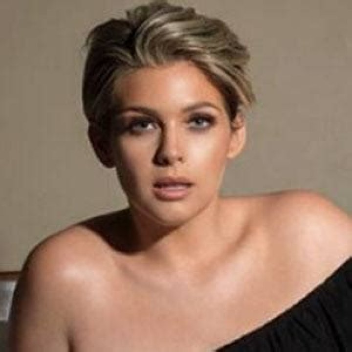 Dani Carbonari - Bio, Age, Wiki, Facts and Family