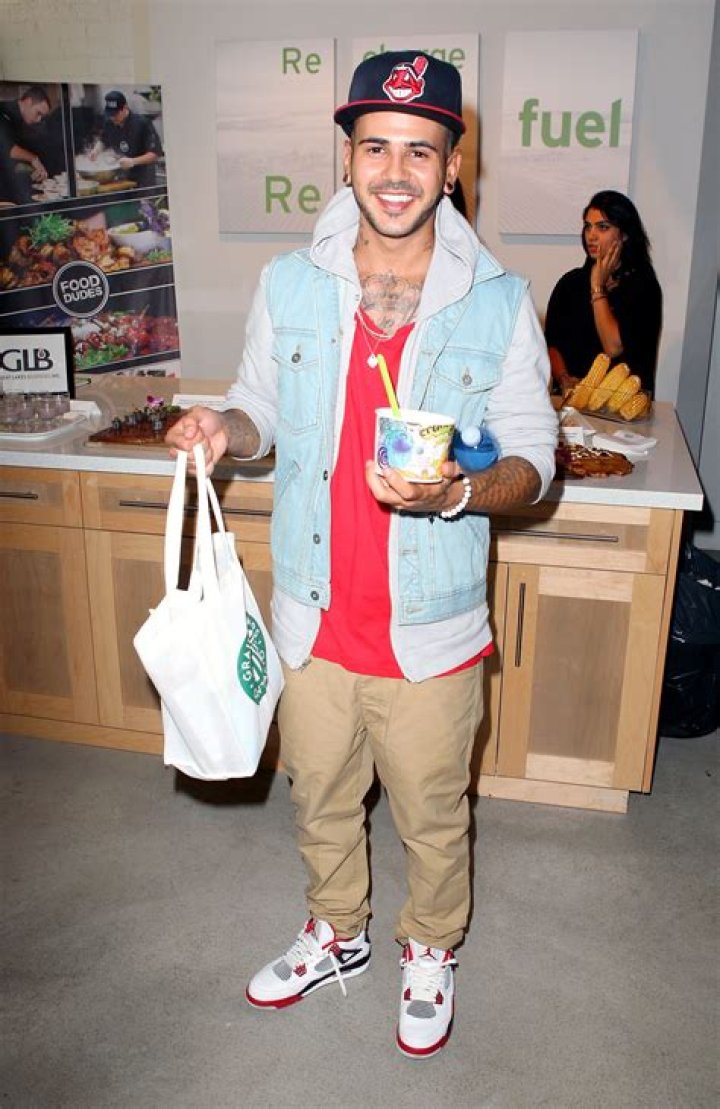 Danny Fernandes - Bio, Age, net worth, siblings, Wiki, Facts and Family