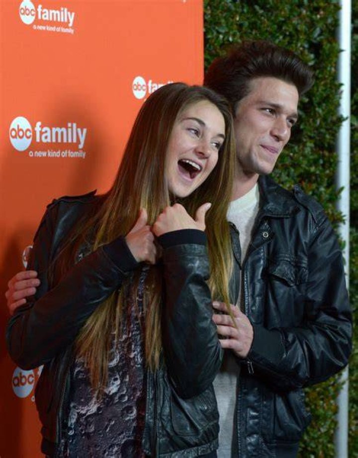 Daren Kagasoff - Bio, Age, net worth, height, Wiki, Facts and Family