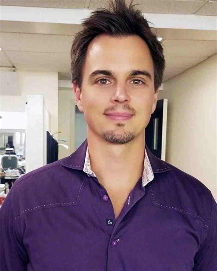 Darin Brooks - Bio, Age, net worth, height, Wiki, Facts and Family
