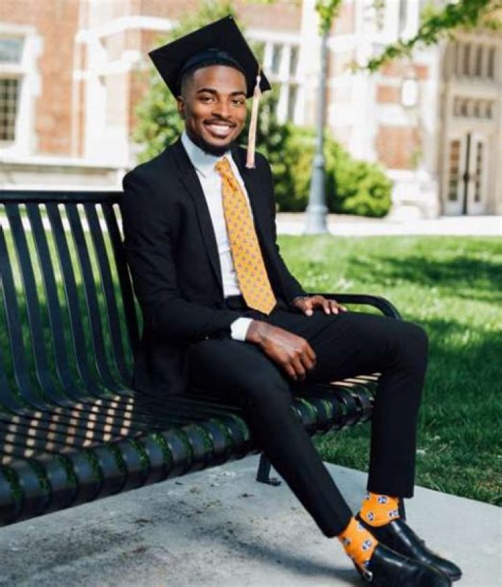 Darius Hixson Jr. - Bio, Age, Wiki, Facts and Family