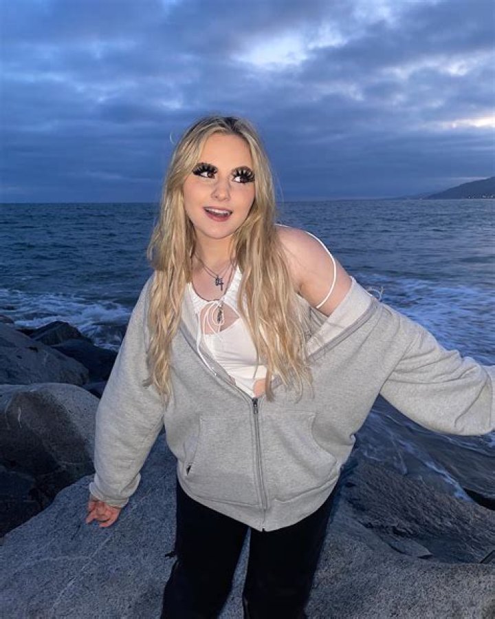 Daryna Popach - Bio, Age, Wiki, Facts and Family