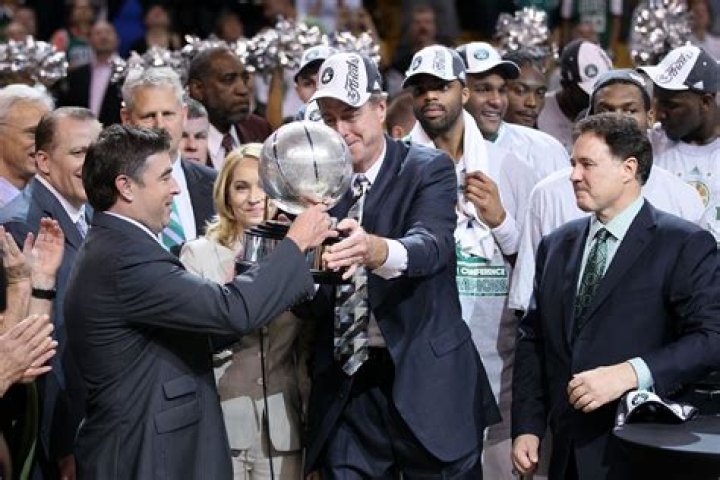 Dave Cowens - Bio, Age, weight, height, Wiki, Facts and Family