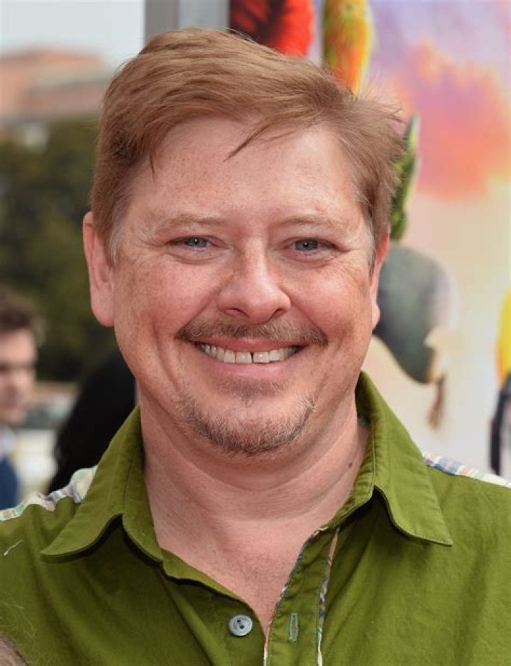 Dave Foley - Bio, Age, net worth, weight, height, Wiki, Facts and Family