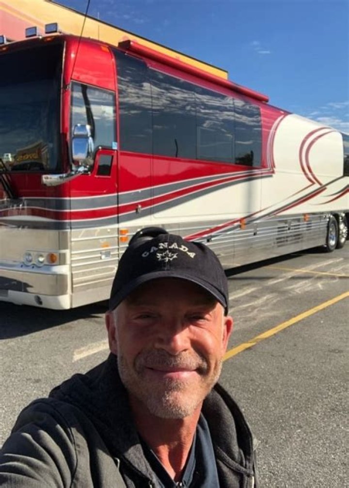 Dave Koz - Bio, Age, height, weight, Wiki, Facts and Family