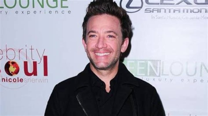 David Faustino - Bio, Age, net worth, height, Wiki, Facts and Family
