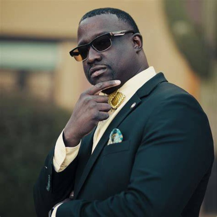 David Kamara: Pop Singer Detailed Bio, Age, Birthday, & Height Insights and more
