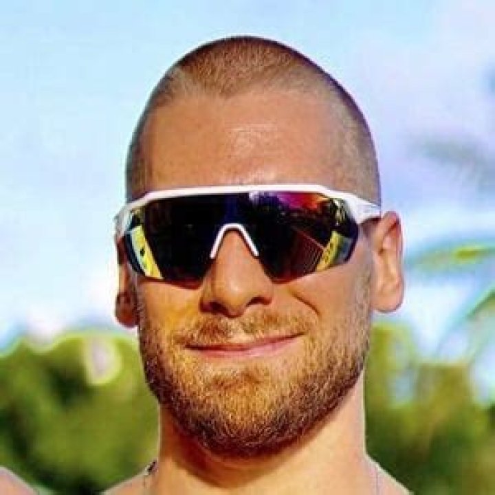 Davis Diley (fitnessinstructor) - Wikipedia, Age, Net Worth, Biography , Spotify, TikTok, Facebook, Facts and Family
