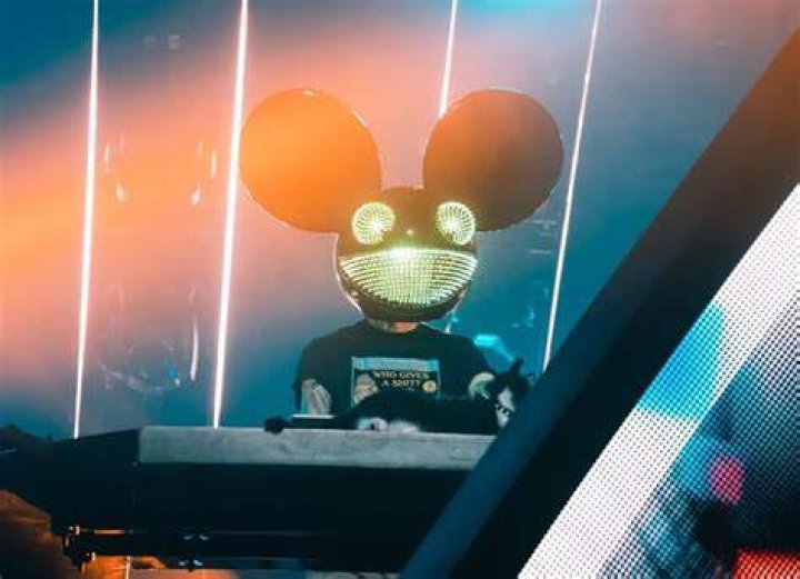 Deadmau5 - Bio, Age, net worth, height, Wiki, Facts and Family