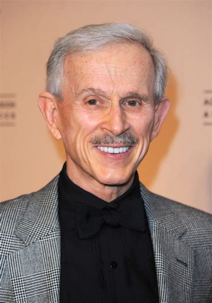 Dick Smothers - Bio, Age, net worth, Wiki, Facts and Family