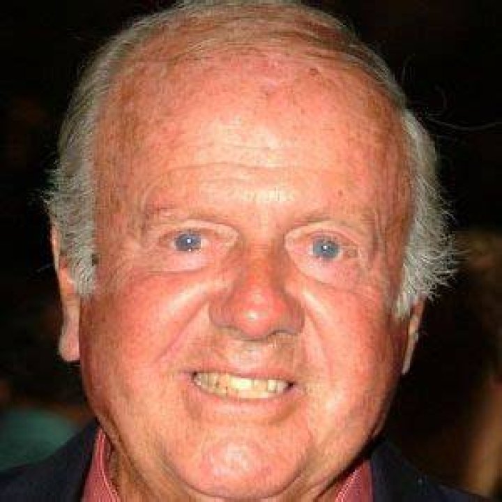 Dick Van Patten - Bio, Age, net worth, siblings, height, Wiki, Facts and Family