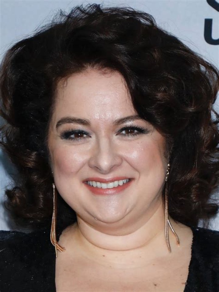 Dierdre Friel (actress) - Wikipedia, Age, Net Worth, Biography , Spotify, TikTok, Facebook, Facts and Family