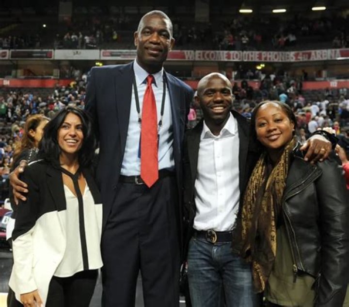 Dikembe Mutombo - Bio, Age, net worth, height, Wiki, Facts and Family