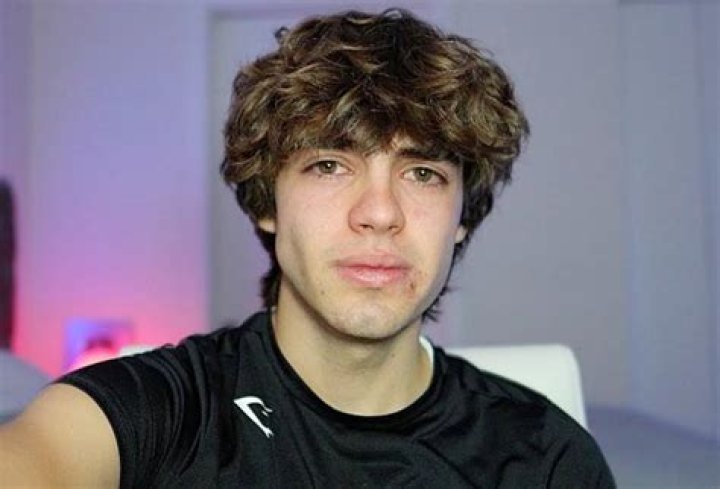 Dillon Latham - Biography, Age, Wiki, Facts and Family
