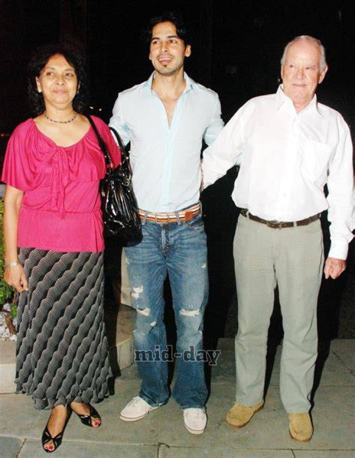 Dino Morea - Bio, Age, siblings, height, Wiki, Facts and Family