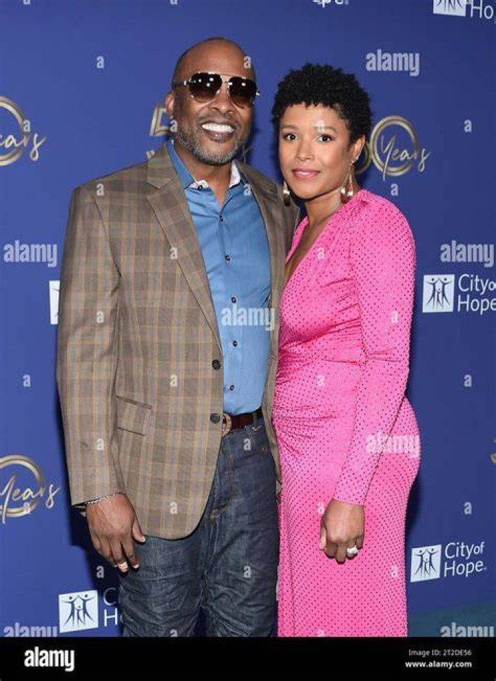 DJ Jazzy Jeff - Bio, Age, Wiki, Facts and Family