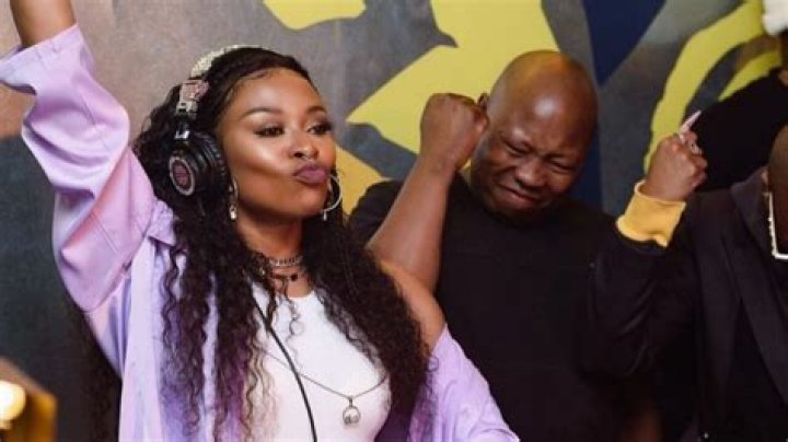 DJ Zinhle - Bio, Age, Wiki, Facts and Family