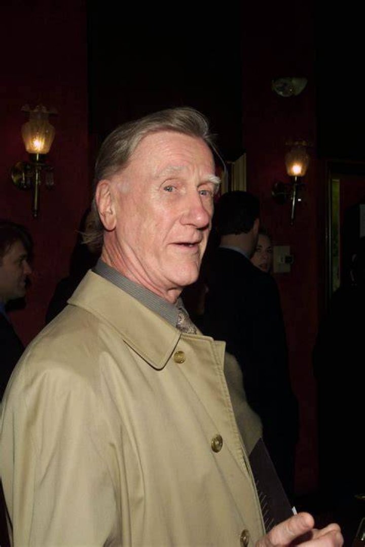 Donald Moffat - Bio, Age, height, Wiki, Facts and Family