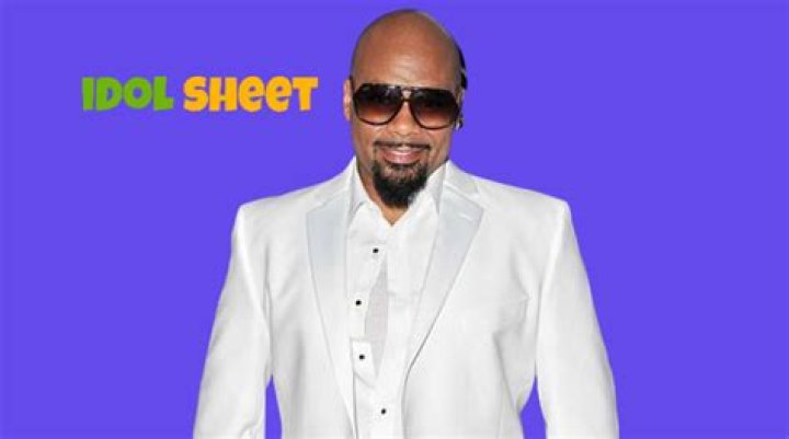 Dontay Savoy (stylist)-Wiki, Age, Net Worth, Biography , Spotify, TikTok, Facebook, Facts and Family