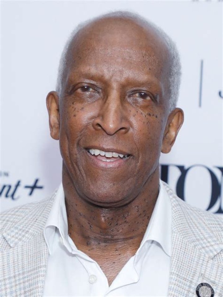 Dorian Harewood - Bio, Age, siblings, height, Wiki, Facts and Family