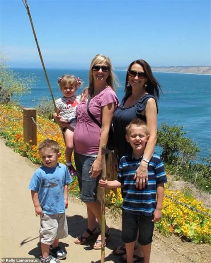 Dr. Kelly Lamoreaux - Bio, Age, Wiki, Facts and Family