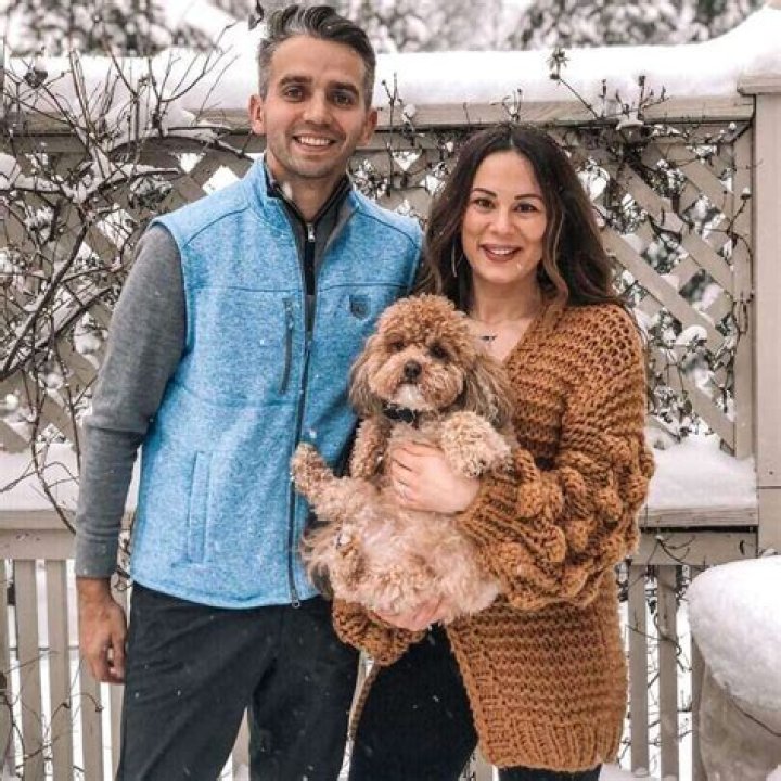 Dr. Lindsey Zubritsky (webvideostar) - Wikipedia, Age, Net Worth, Biography , Spotify, TikTok, Facebook, Facts and Family