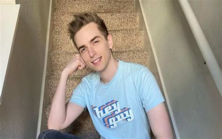 Drew Gooden - Bio, Age, height, weight, Wiki, Facts and Family