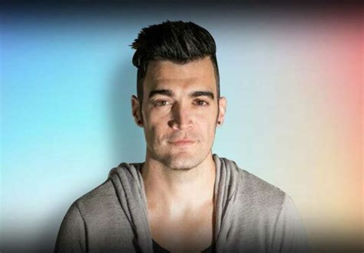Dustin Bates - Bio, Age, Wiki, Facts and Family
