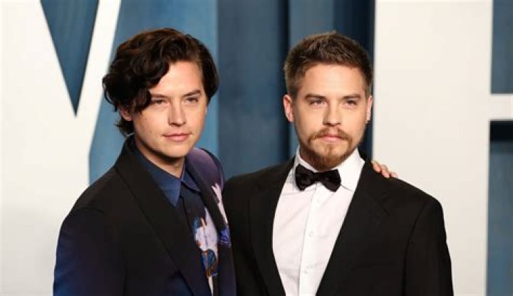 Dylan Sprouse - Bio, Age, net worth, siblings, height, Wiki, Facts and Family