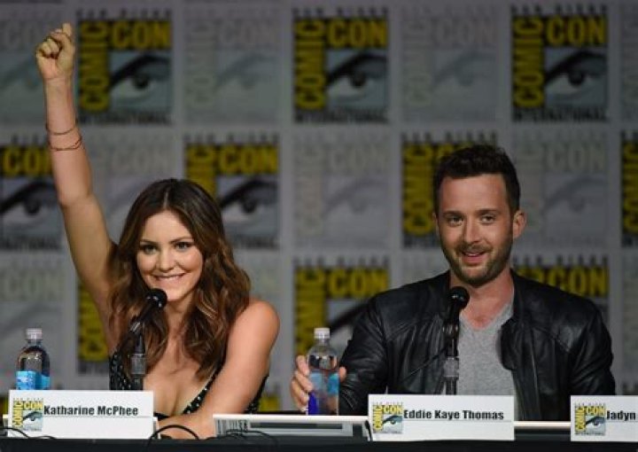 Eddie Kaye Thomas - Bio, Age, net worth, height, Wiki, Facts and Family