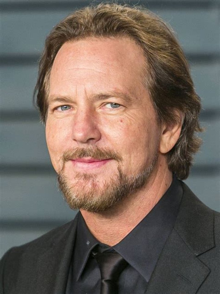 Eddie Vedder - Bio, Age, net worth, height, Wiki, Facts and Family