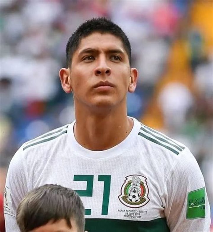 Edson Alvarez - Bio, Age, weight, height, Wiki, Facts and Family