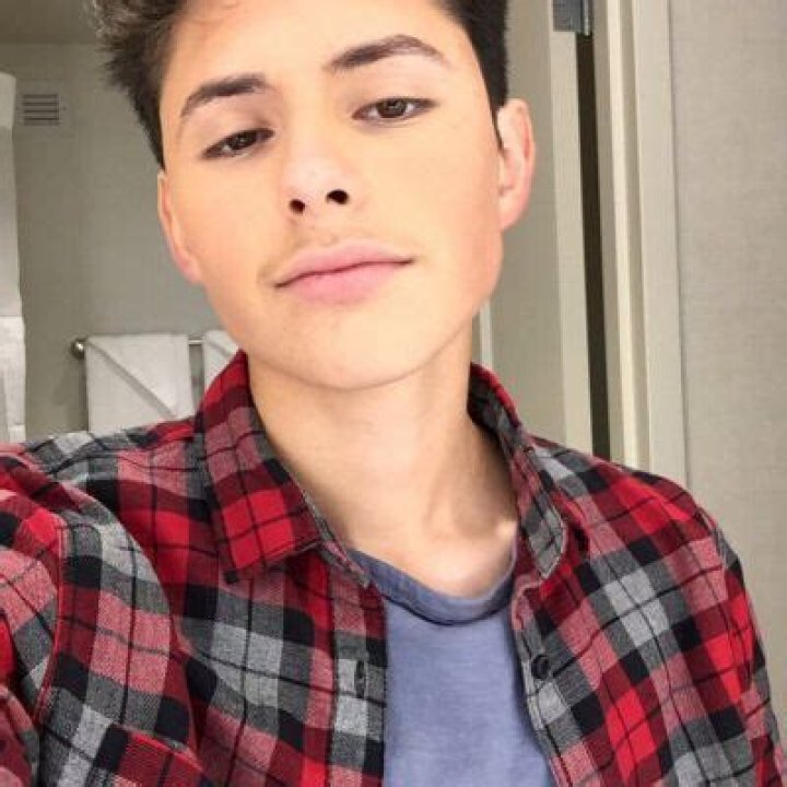 Edward Baeza - Bio, Age, Wiki, Facts and Family