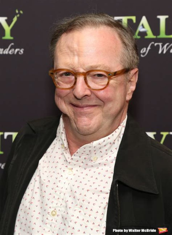 Edward Hibbert - Bio, Age, height, Wiki, Facts and Family