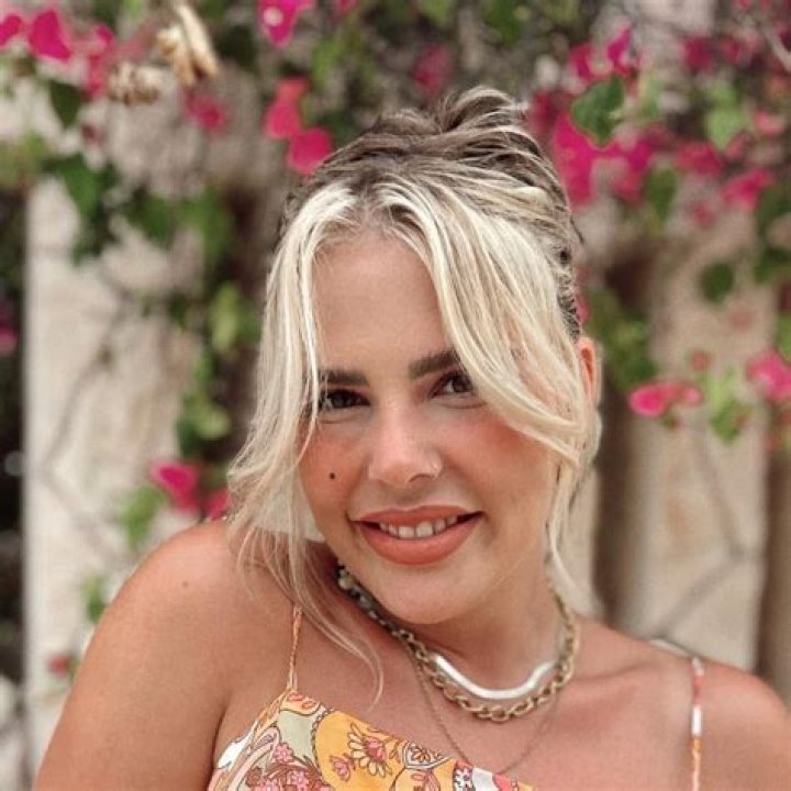 Elena Davies - Bio, Age, Wiki, Facts and Family
