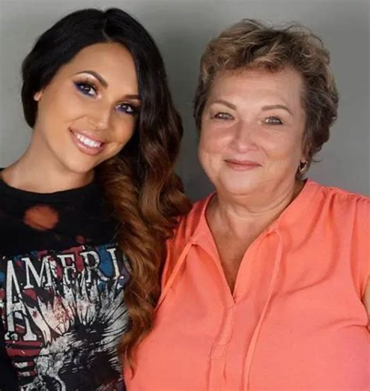 Elena Gant - Bio, Age, Wiki, Facts and Family