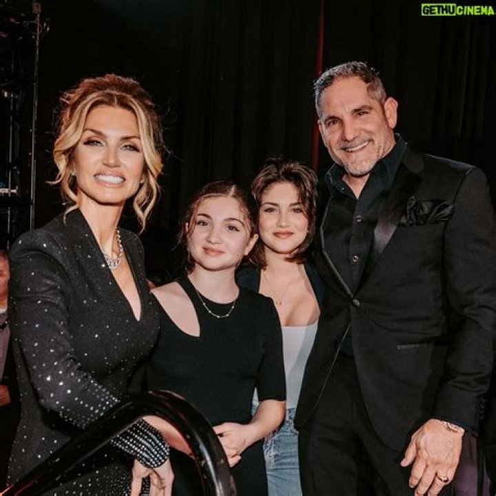 Elena Lyons - Bio, Age, Wiki, Facts and Family
