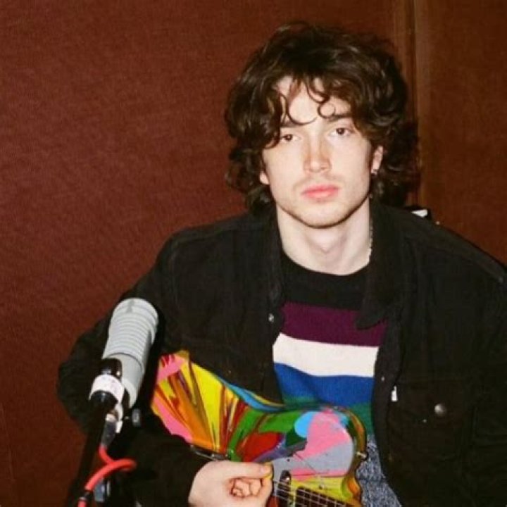 Elijah Hewson - Biography, Age, Wiki, Facts and Family
