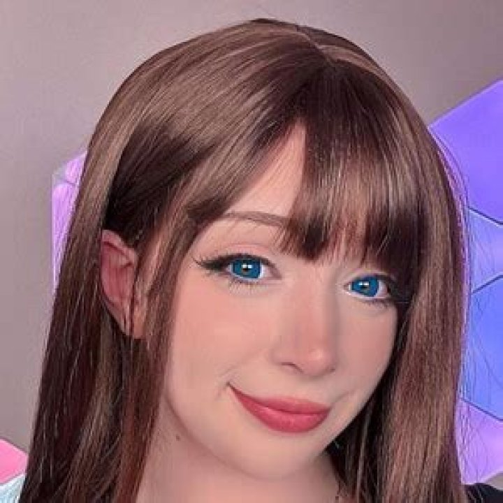 elisedotexe: TikTok Star Detailed Bio, Age, Birthday, & Height Insights and more