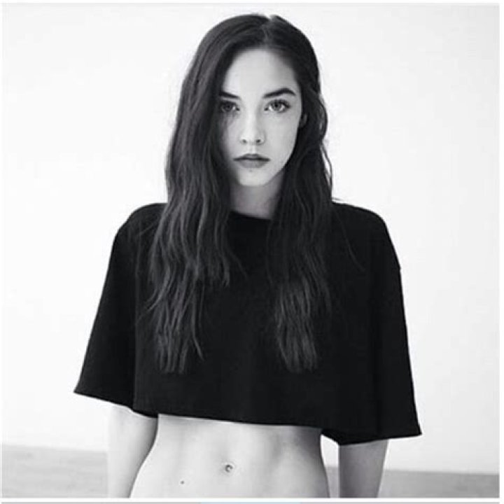 Elizabeth Jane Bishop - Bio, Age, Wiki, Facts and Family