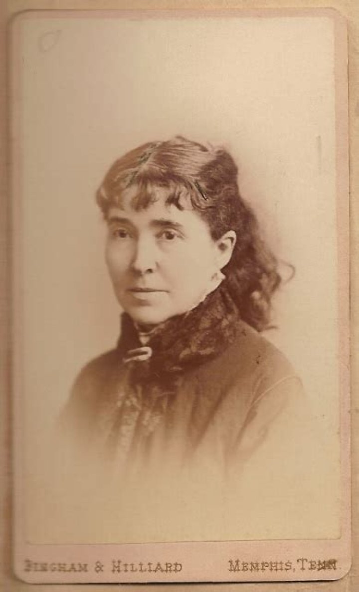 Elizabeth Meriwether - Bio, Age, Wiki, Facts and Family