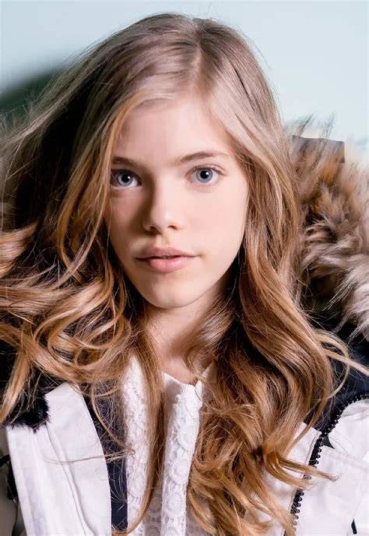 Elle McKinnon - Bio, Age, Wiki, Facts and Family