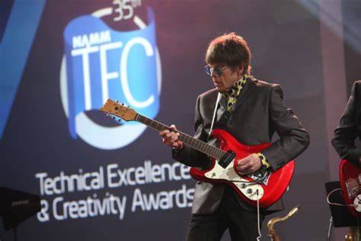 Elliot Easton - Bio, Age, net worth, Wiki, Facts and Family